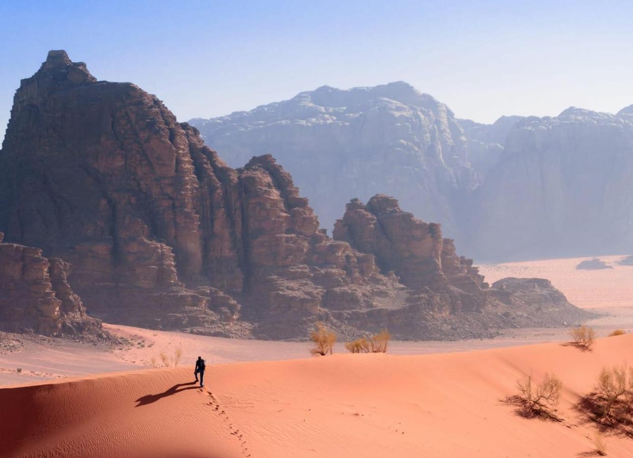 Harmony Luxury Camp Hotel Wadi Rum Bagian luar foto