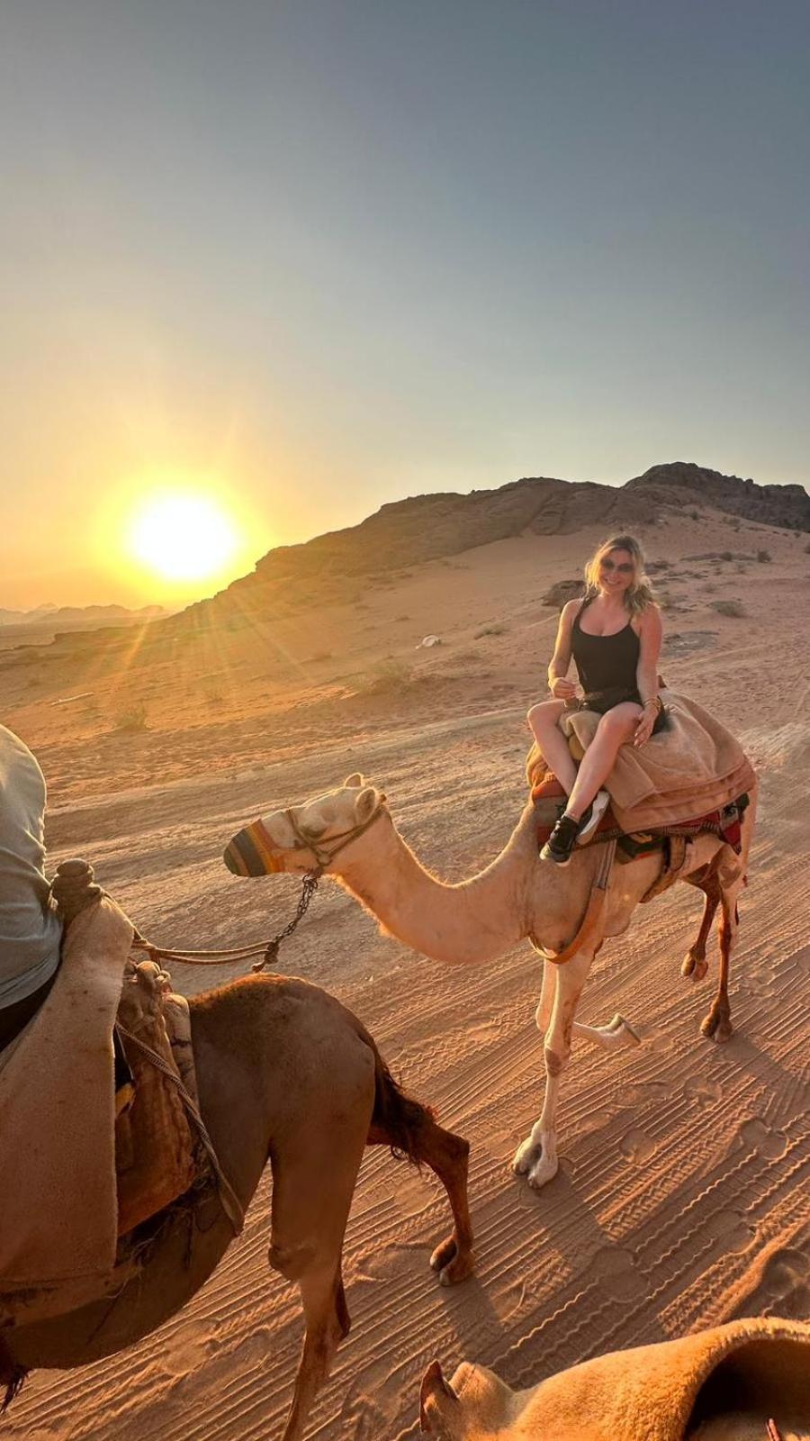 Harmony Luxury Camp Hotel Wadi Rum Bagian luar foto