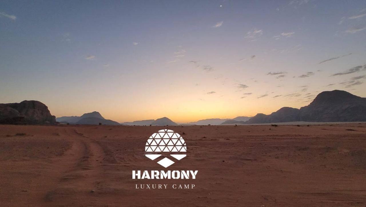 Harmony Luxury Camp Hotel Wadi Rum Bagian luar foto