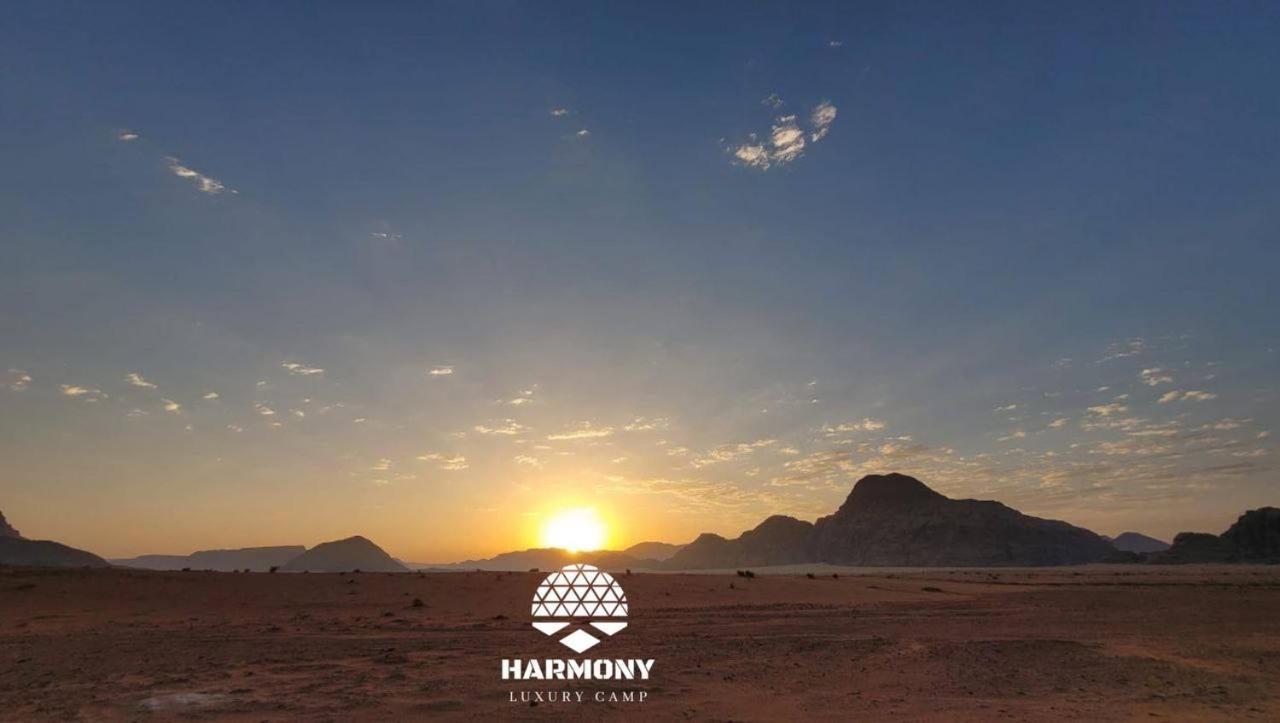 Harmony Luxury Camp Hotel Wadi Rum Bagian luar foto